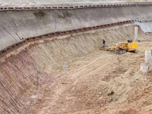 龙亭基坑边坡加固